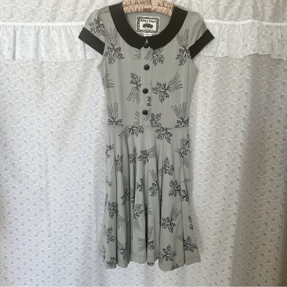 Effie's Heart Black and Gray Jane Carrot Print Dress